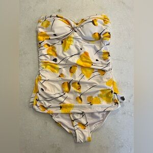 Gottex Strapless Floral Tankini Swimsuit – Size 10 – Never Worn. No Tags